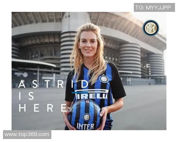 足球明星妻子们的生活揭秘与背后的故事分享